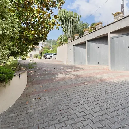 Flat With Private Parking And Netflix