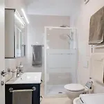 Guesthost - Flat With Private Parking And Netflix San Remo