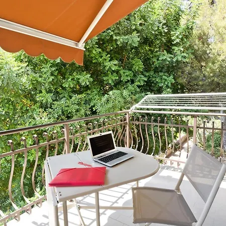 Flat With Private Parking And Netflix Apartment Sanremo