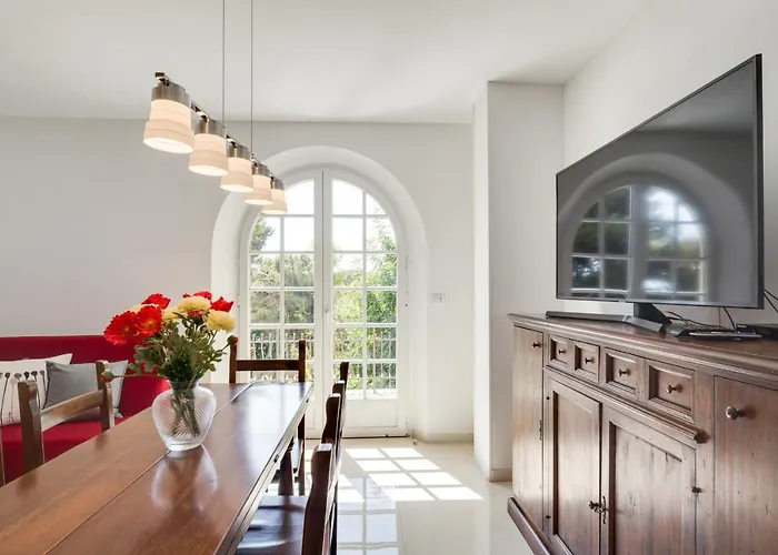 Apartment Guesthost - Flat With Private Parking And Netflix